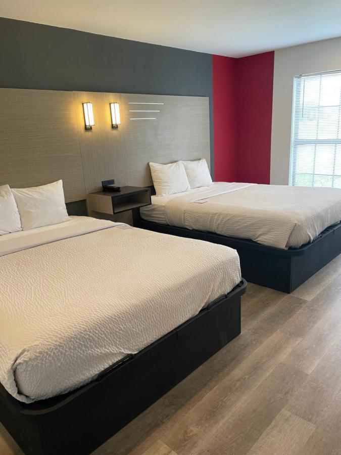 Ramada By Wyndham Studio Suites دوثان المظهر الخارجي الصورة